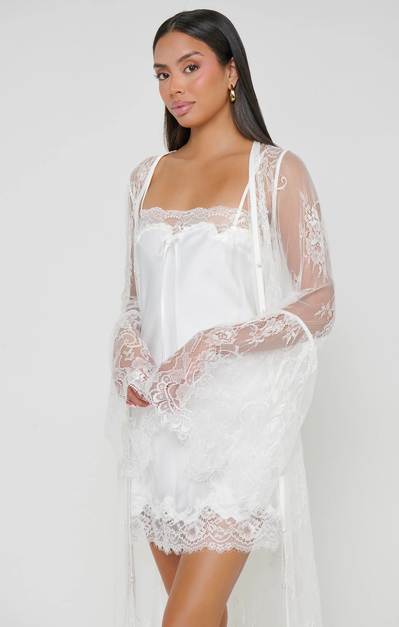 Alana Robe ~ White Lace - Image 4