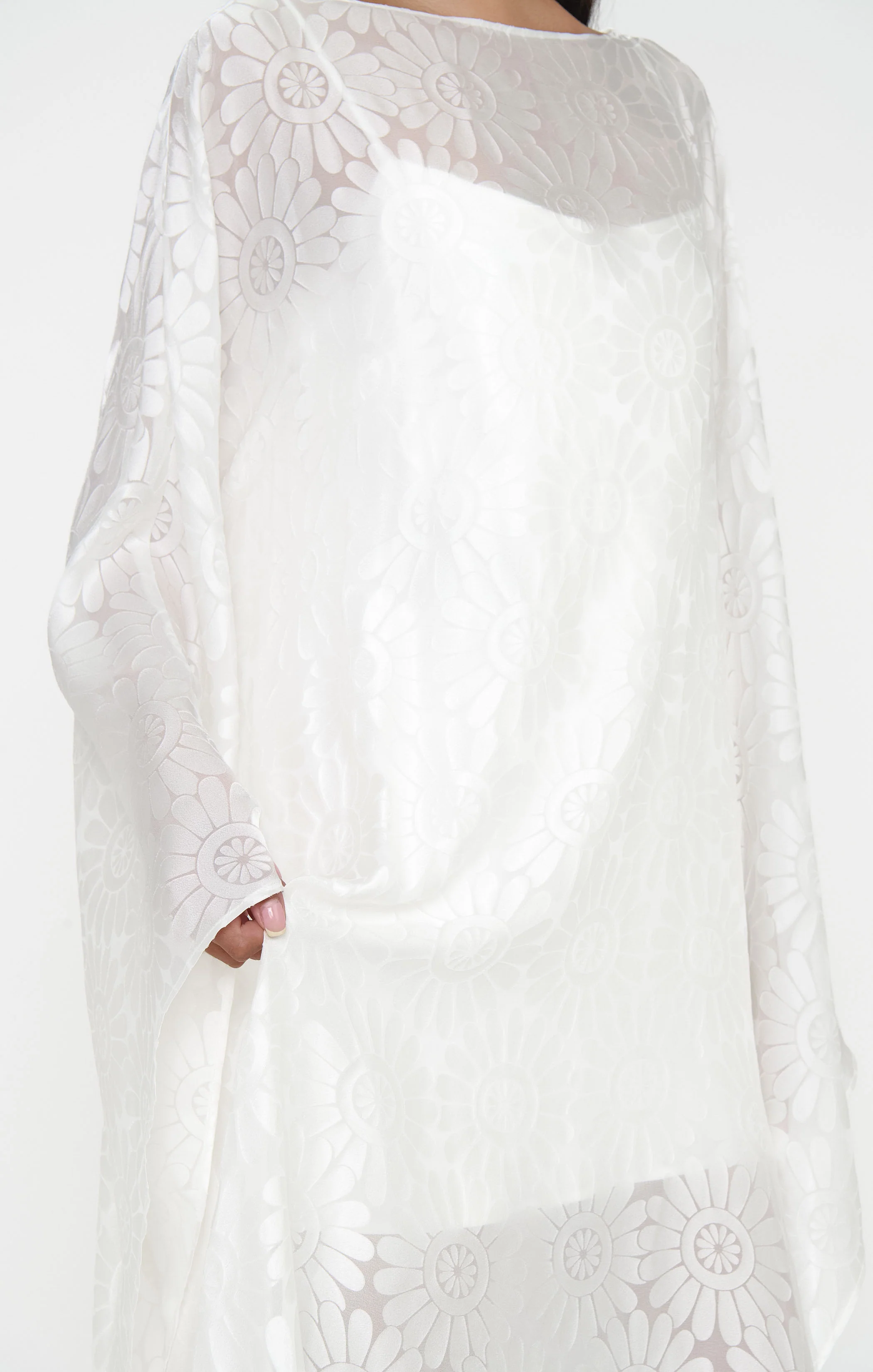 Olsen Maxi Dress ~ White Daisy Burnout - Image 3